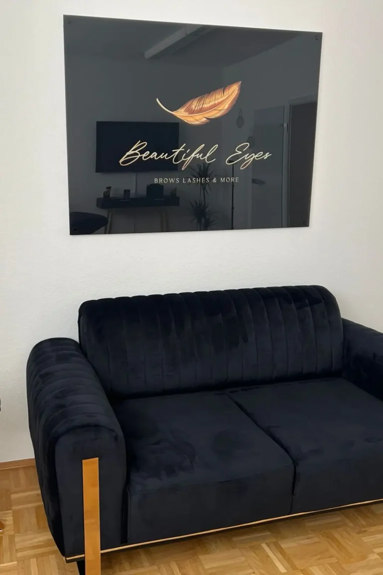 Beautiful Eyes – Warteraum